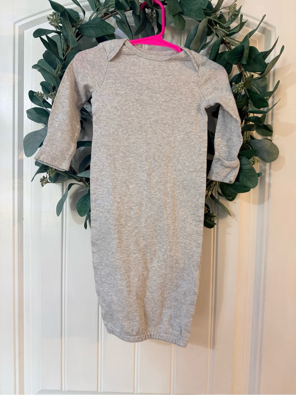 💫10/$25 • Old Navy Heather Gray Long Sleeve Baby Gown